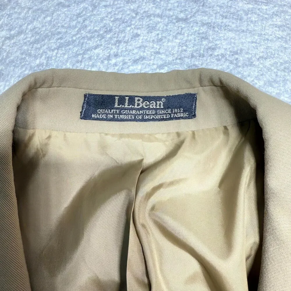 L. L. Bean Dark Beige‎ Blazer with Gold Buttons Mens Size 42 R